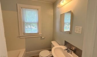 1083 Stroman Ave A, Akron, OH 44306