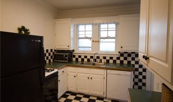 30 Casterton Ave N, Akron, OH 44303