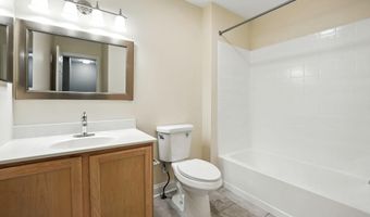 2134 S LOWELL St, Arlington, VA 22204