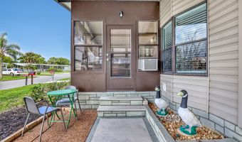 949 Laurel Cir, Barefoot Bay, FL 32976