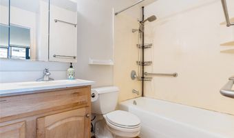 827 Kinau St D101, Honolulu, HI 96813