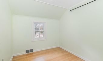 313 E Hillcrest St, Alma, MI 48801