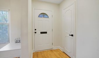 3135 14TH St S, Arlington, VA 22204