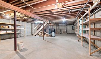8 Bean Hill Rd, Belmont, NH 03220