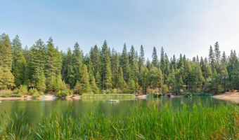 2534 Middle Dr, Arnold, CA 95223