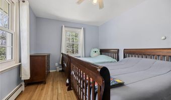 13 Pigeon Hill Cv, Hopkinton, RI 02808