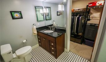 120 S 15th St 202, Airville, PA 15203