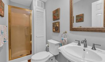 61 E Washington Ave, Atlantic Highlands, NJ 07716