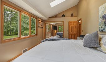 30 Grant Hill Rd, Bloomfield, CT 06002