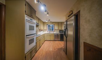4 Orange Ln, Arkansas City, KS 67005