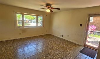 2711 GROVETON St, Alexandria, VA 22306