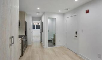4 R St NW 4, Washington, DC 20001