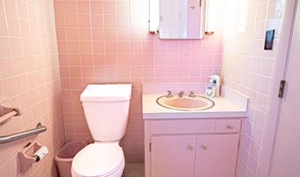 35 Middle Rd, Acton, ME 04001
