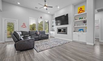 1010 Huntleigh Dr, Bentonville, AR 72713