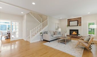 15109 2ND St, Aurora, OR 97002