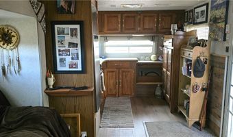 9240 S Longhorn Dr, Chloride, AZ 86431