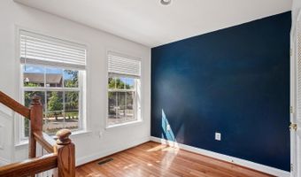 4049 COLUMBIA Pike, Arlington, VA 22204