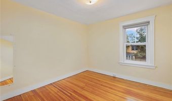 154 Armington St, Cranston, RI 02905