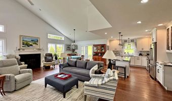 107 Gateway Dr, Chesterfield, NH 03466