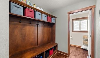 1444 Marina Cove Dr, Polk City, IA 50226