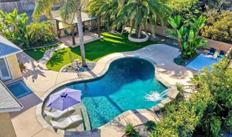 4876 Park Dr, Carlsbad, CA 92008