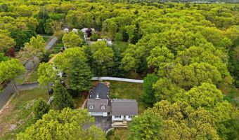 7 Page Rd, Bedford, MA 01730