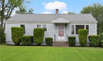 21 Parsonage Dr, Warwick, RI 02889