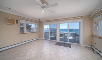209 Buena Vista Dr, North Kingstown, RI 02852