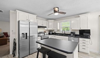 6409 Alpha Dr, Alton, IL 62002