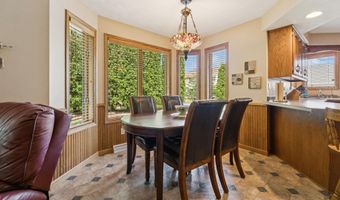 330 W FLORIDA Ave, Appleton, WI 54911