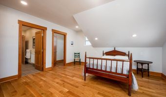 61900 Anker Ln, Bend, OR 97702