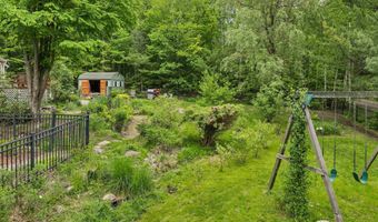 147 Hamwoods Rd, Alton, NH 03809