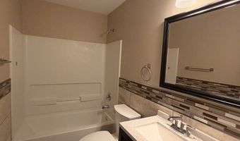 2620 Williamsburg Dr, Algonquin, IL 60102