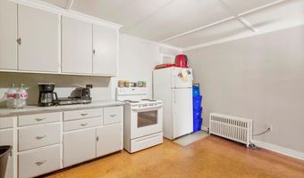 126 Washington Ave, Bennington, VT 05201