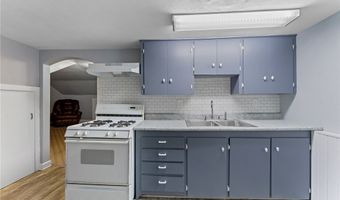 145 Parkgate Ave, Austintown, OH 44515