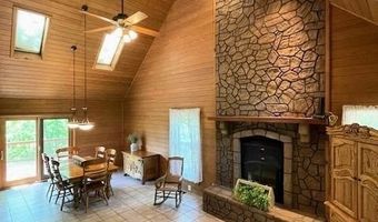 577 Schluersburg Rd, Augusta, MO 63332