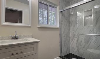205 Bretton St D11, Bridgeport, CT 06606