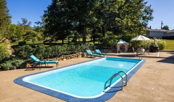 8193 Lavelle Rd, Athens, OH 45701