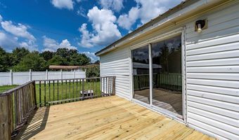 107 Oakridge Dr, Americus, GA 31709