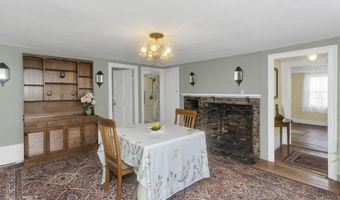30 S Westfield St, Agawam, MA 01030