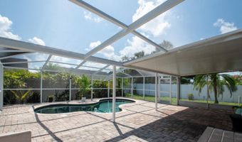 122 ISLAND WATER Way, Apollo Beach, FL 33572