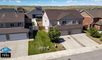 6866 Umpqua River Rd, Casper, WY 82604