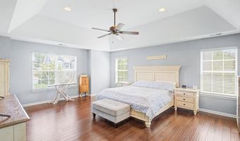 85 Freedom Hills Dr, Barnegat, NJ 08005