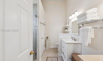 4 Lake Linden Pl, Bluffton, SC 29910