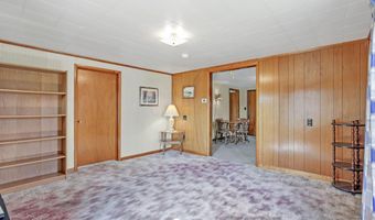 300 Halderman St, Amanda, OH 43102