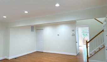 2438 S WALTER REED Dr S E, Arlington, VA 22206