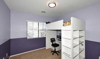 1821 W KURALT Dr, Anthem, AZ 85086