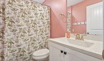 834 Winston Pines Dr, Aberdeen, NC 28315