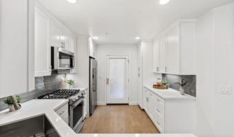 350 Nutmeg St 105, San Diego, CA 92103