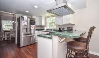 1458 CLUBVIEW Dr, Alexander City, AL 35010